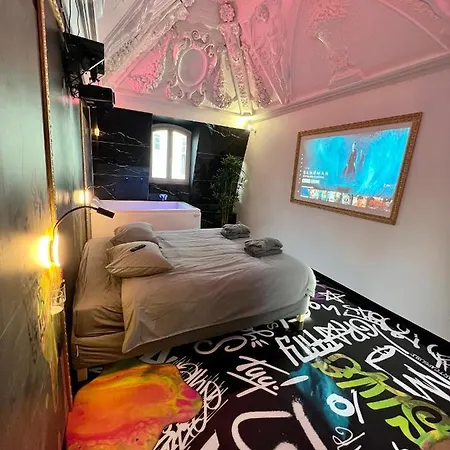 Capsule Art Déco - Jacuzzi - Netflix - Cinéma - Arcade De Jeux&nintendo Switch - 2 - Filet Suspendu Apartamento Valenciennes